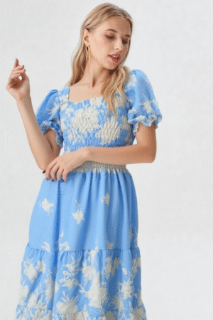 Vestido Feminino Azul Delicado com Manga Bufante